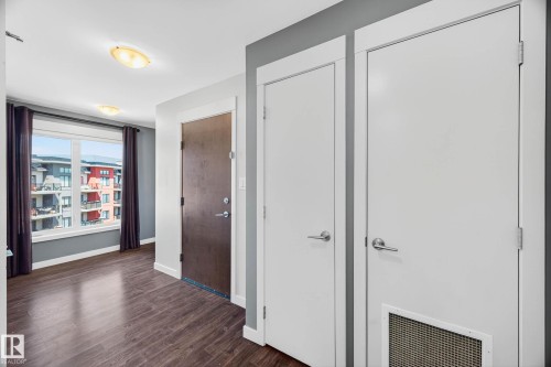 513 5 St Louis Street, St. Albert, AB - Indoor Photo Showing Other Room