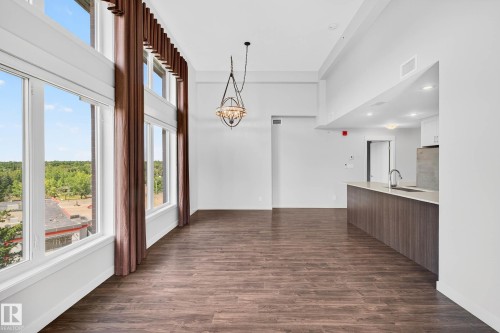 513 5 St Louis Street, St. Albert, AB - Indoor Photo Showing Other Room