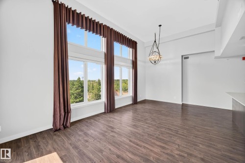 513 5 St Louis Street, St. Albert, AB - Indoor Photo Showing Other Room