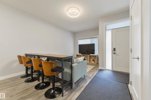 10511 154 Street, Edmonton, AB - Indoor