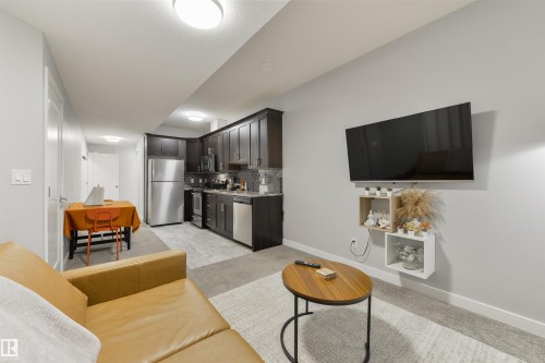 10511 154 Street, Edmonton, AB - Indoor