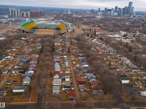 11404 88 Street, Edmonton, AB 