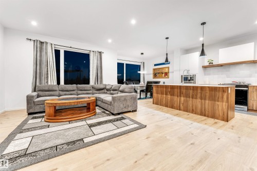 6205 46 Avenue, Beaumont, AB - Indoor