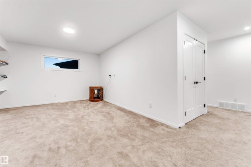 6205 46 Avenue, Beaumont, AB - Indoor Photo Showing Other Room