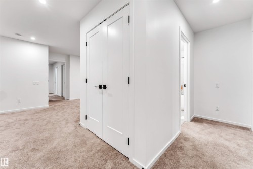 6205 46 Avenue, Beaumont, AB - Indoor Photo Showing Other Room