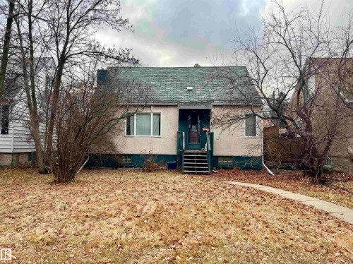 7238 112 Street, Edmonton, AB - Outdoor