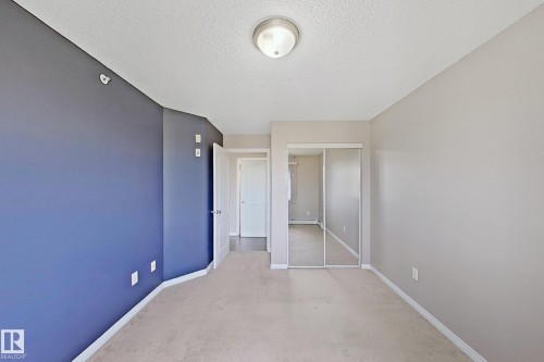 421 3425 19 Street, Edmonton, AB - Indoor Photo Showing Other Room