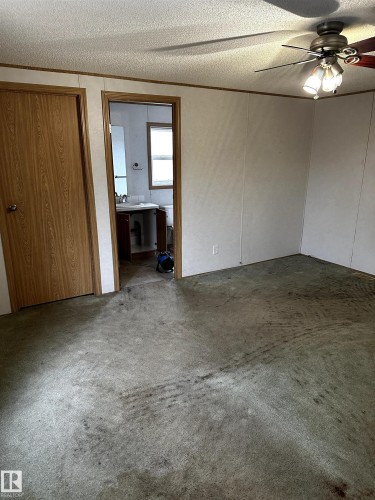 4816 48 Avenue, Wetaskiwin, AB - Indoor Photo Showing Other Room