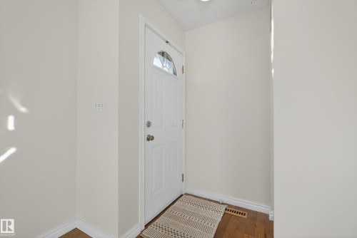14524 21 Street, Edmonton, AB - Indoor Photo Showing Other Room