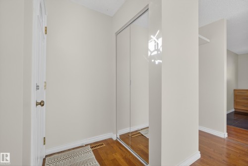 14524 21 Street, Edmonton, AB - Indoor Photo Showing Other Room