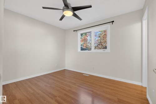 14524 21 Street, Edmonton, AB - Indoor Photo Showing Other Room