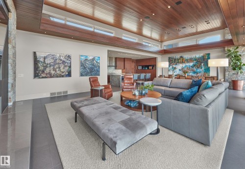 112 Westbrook Drive, Edmonton, AB - Indoor Photo Showing Living Room