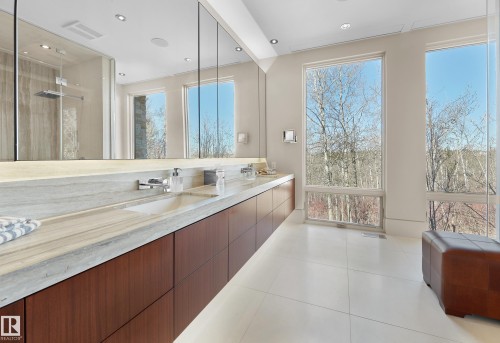 112 Westbrook Drive, Edmonton, AB - Indoor Photo Showing Bathroom