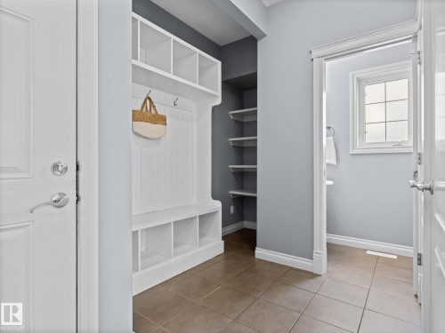 5116 Chateau Court, Beaumont, AB - Indoor Photo Showing Other Room