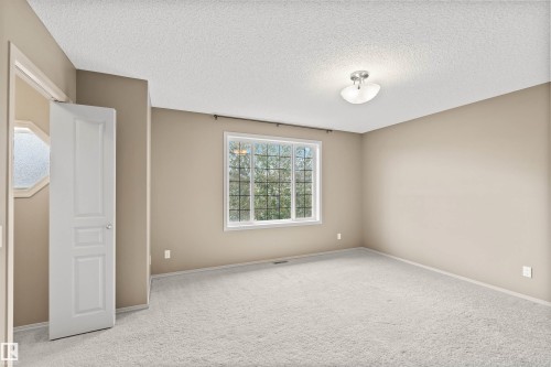 21328 95 Avenue, Edmonton, AB - Indoor Photo Showing Other Room