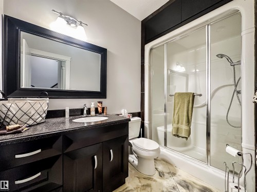 3438 West Landing, Edmonton, AB - Indoor Photo Showing Bathroom