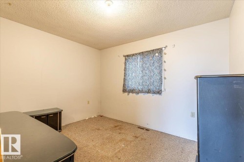 48322 Rge Road 275, Rural Leduc County, AB - Indoor Photo Showing Other Room
