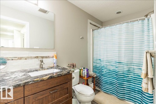 48322 Rge Road 275, Rural Leduc County, AB - Indoor Photo Showing Bathroom