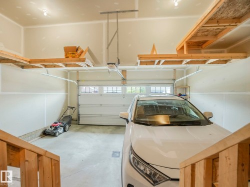 3613 Cherry Link Link, Edmonton, AB - Indoor Photo Showing Garage