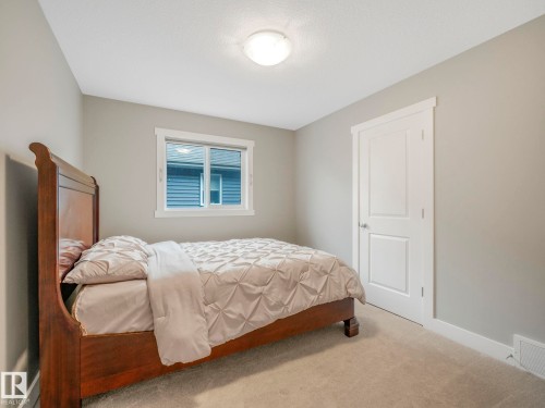 3613 Cherry Link Link, Edmonton, AB - Indoor Photo Showing Bedroom