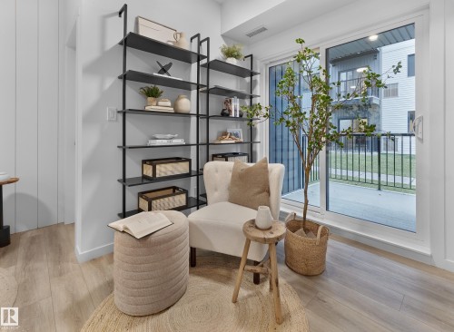 308 9207 228 Street, Edmonton, AB - Indoor
