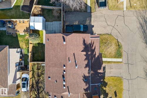 10948 Beaumaris Road, Edmonton, AB - Outdoor