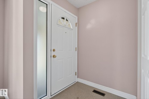 10948 Beaumaris Road, Edmonton, AB - Indoor Photo Showing Other Room