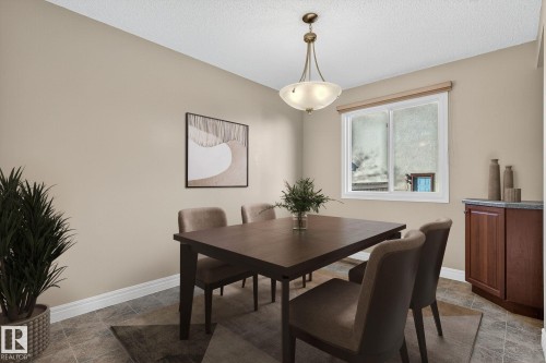 10948 Beaumaris Road, Edmonton, AB - Indoor Photo Showing Dining Room