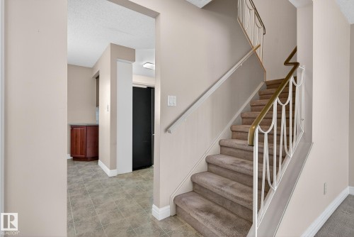 10948 Beaumaris Road, Edmonton, AB - Indoor Photo Showing Other Room