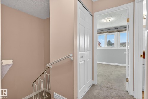 10948 Beaumaris Road, Edmonton, AB - Indoor Photo Showing Other Room