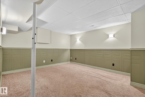 10948 Beaumaris Road, Edmonton, AB - Indoor Photo Showing Other Room