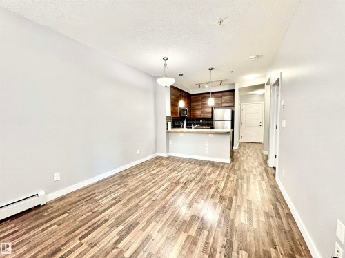 106 2590 Anderson Way, Edmonton, AB - Indoor Photo Showing Kitchen