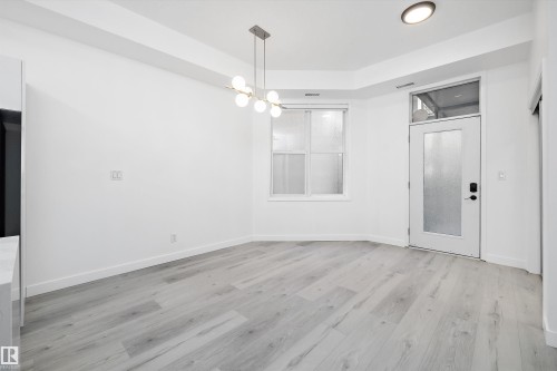 200 10531 117 Street, Edmonton, AB - Indoor Photo Showing Other Room