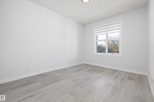 200 10531 117 Street, Edmonton, AB - Indoor Photo Showing Other Room