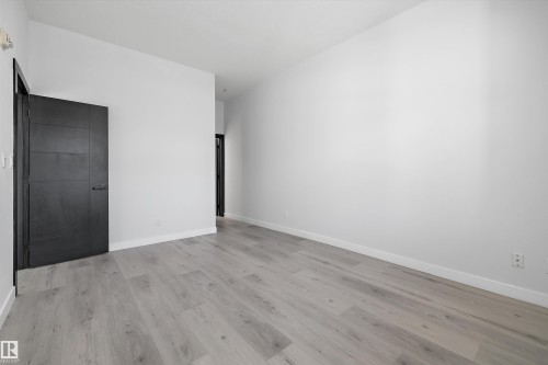 200 10531 117 Street, Edmonton, AB - Indoor Photo Showing Other Room