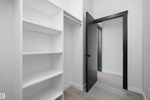 200 10531 117 Street, Edmonton, AB - Indoor Photo Showing Other Room