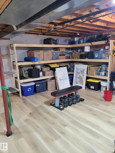 12211 42A Avenue, Edmonton, AB - Indoor