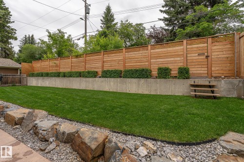 12211 42A Avenue, Edmonton, AB - Outdoor With Backyard