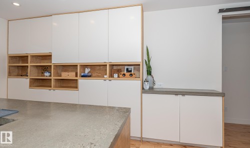 12211 42A Avenue, Edmonton, AB - Indoor Photo Showing Other Room