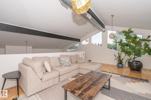 12211 42A Avenue, Edmonton, AB - Indoor