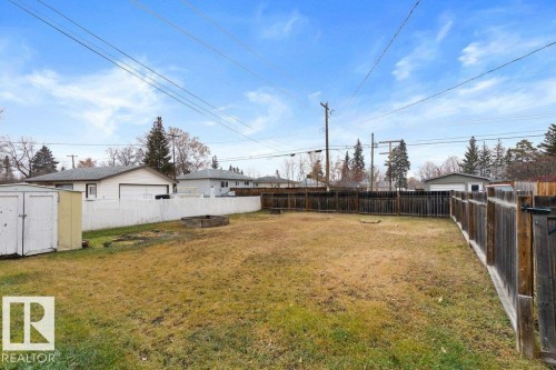 4206 50 Avenue, Camrose, AB - Outdoor