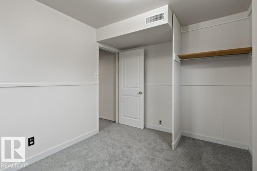 4206 50 Avenue, Camrose, AB - Indoor Photo Showing Other Room