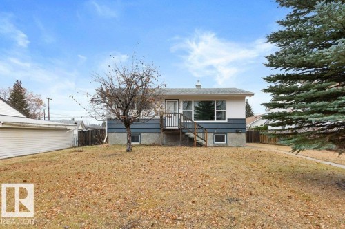 4206 50 Avenue, Camrose, AB - Outdoor