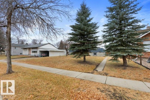 4206 50 Avenue, Camrose, AB - Outdoor