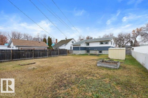 4206 50 Avenue, Camrose, AB - Outdoor