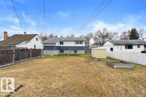 4206 50 Avenue, Camrose, AB - Outdoor