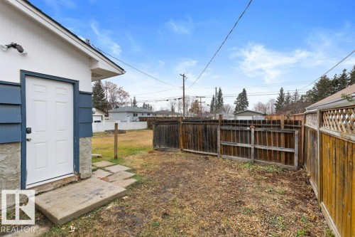 4206 50 Avenue, Camrose, AB - Outdoor With Exterior