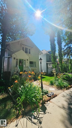 10823 125 Street, Edmonton, AB - Outdoor