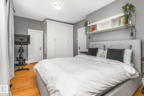 10823 125 Street, Edmonton, AB - Indoor Photo Showing Bedroom