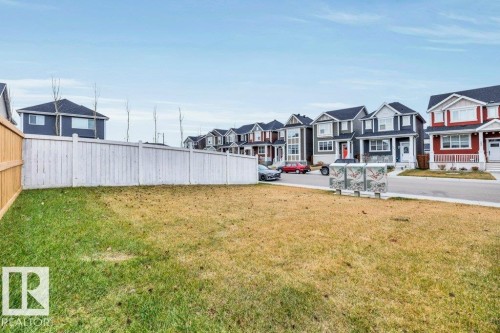 560 Stout Bend, Leduc, AB - Outdoor